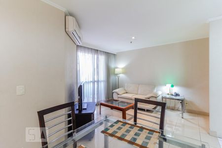 Sala de apartamento para alugar com 2 quartos, 55m² em Vila Olímpia, São Paulo