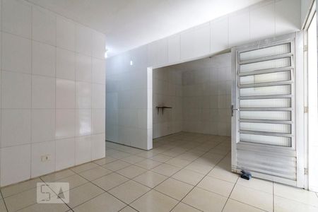 Sala  de casa à venda com 1 quarto, 120m² em Vila Talarico, São Paulo