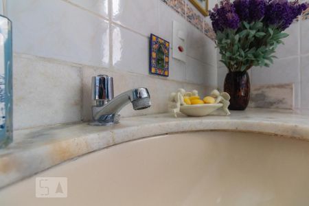 Banheiro de apartamento para alugar com 2 quartos, 67m² em Nova Piraju, São Paulo