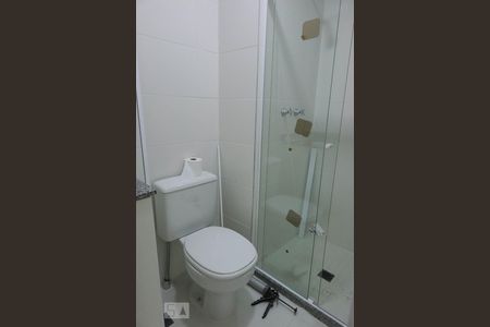 Banheiro de apartamento à venda com 2 quartos, 51m² em Parque União, Jundiaí