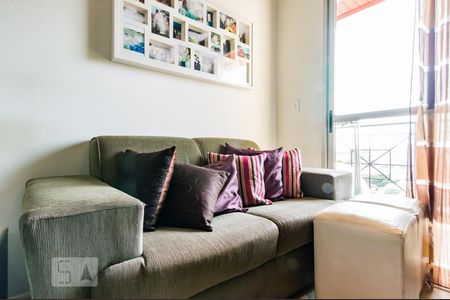 Sala de apartamento para alugar com 3 quartos, 78m² em Mansões Santo Antônio, Campinas