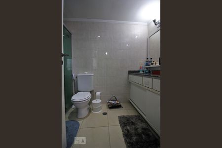 Banheiro de apartamento à venda com 3 quartos, 105m² em Vila Sônia, São Paulo