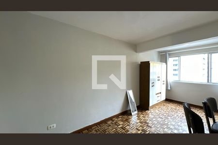 Sala de kitnet/studio para alugar com 1 quarto, 21m² em Centro, Curitiba