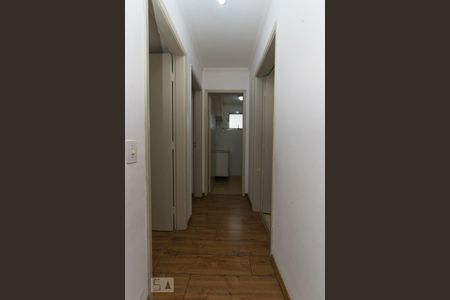 Corredor de apartamento à venda com 2 quartos, 59m² em Vila Paulista, São Paulo
