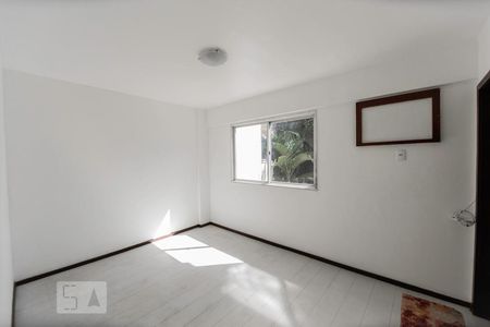 Suíte de casa para alugar com 2 quartos, 94m² em Recreio dos Bandeirantes, Rio de Janeiro