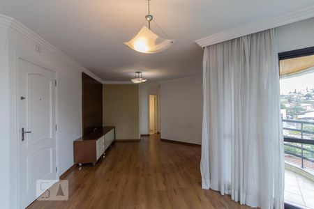 Apartamento para alugar com 110m², 3 quartos e 3 vagasSala