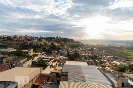 Apartamento para alugar com 2 quartos, 136m² em Ouro Preto, Belo Horizonte