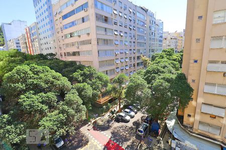 Vista Quarto. de apartamento para alugar com 1 quarto, 40m² em Copacabana, Rio de Janeiro