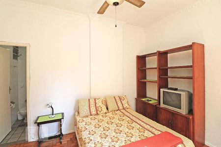 Quarto - Suíte. de apartamento para alugar com 1 quarto, 40m² em Copacabana, Rio de Janeiro