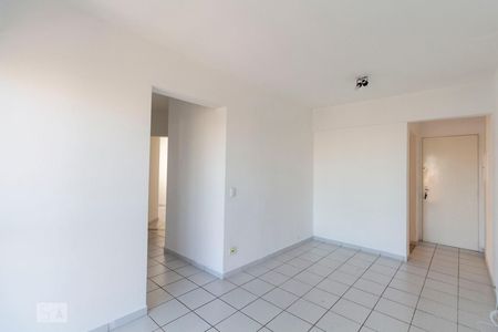 Sala de apartamento para alugar com 3 quartos, 70m² em Vila Parque Jabaquara, São Paulo