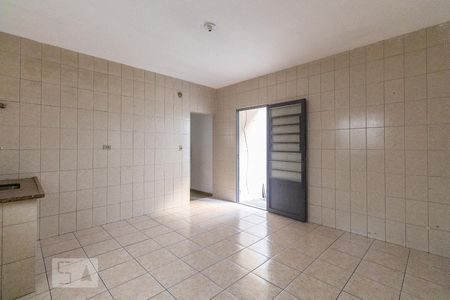 Cozinha de casa para alugar com 3 quartos, 70m² em Vila Esperança, São Paulo