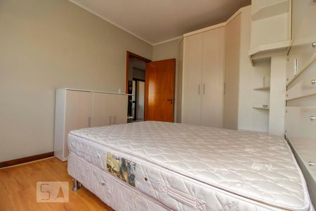 Apartamento à venda com 2 quartos, 56m² em Vila Ipiranga, Porto Alegre