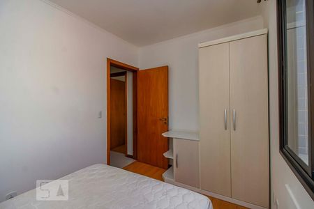 Apartamento à venda com 2 quartos, 56m² em Vila Ipiranga, Porto Alegre