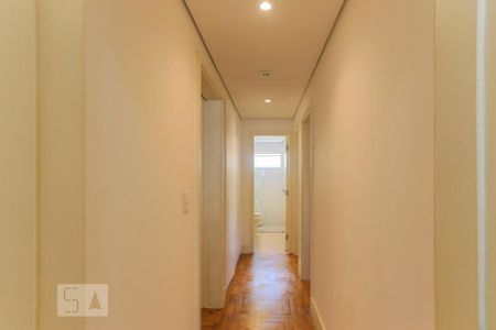 Corredor de apartamento para alugar com 3 quartos, 105m² em Vila Mariana, São Paulo