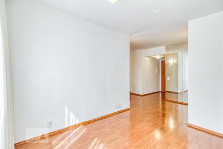 Sala de apartamento para alugar com 2 quartos, 60m² em Vila Nova Conceição, São Paulo