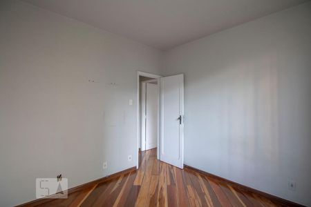 Quarto 02 de apartamento para alugar com 2 quartos, 65m² em Serra, Belo Horizonte