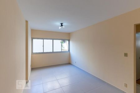 Sala de apartamento à venda com 1 quarto, 45m² em Cambuí, Campinas