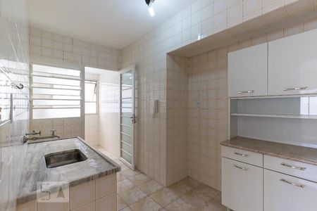 Cozinha de apartamento à venda com 1 quarto, 45m² em Cambuí, Campinas