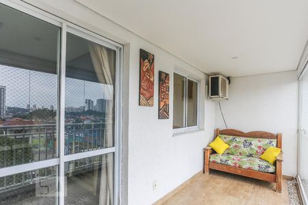 Varanda de apartamento para alugar com 3 quartos, 82m² em Vila Sônia , São Paulo