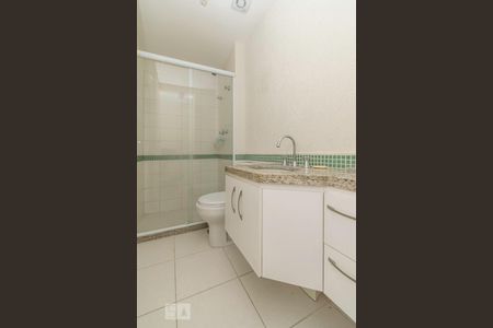 Banheiro Suíte de apartamento à venda com 2 quartos, 58m² em Maceió, Niterói