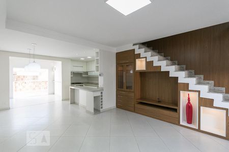 Sala 1 de casa para alugar com 3 quartos, 170m² em Vila Santo Estéfano, São Paulo