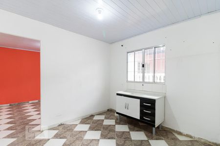 Cozinha de apartamento para alugar com 1 quarto, 48m² em Vila Jacuí, São Paulo