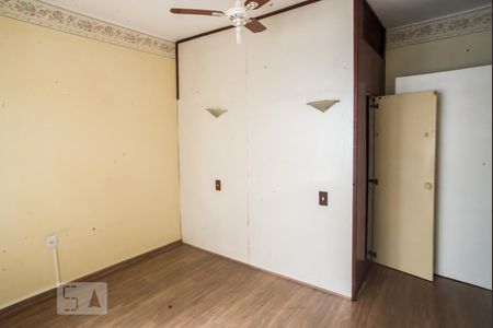 Quarto 3 de apartamento para alugar com 3 quartos, 82m² em Rio Branco, Porto Alegre