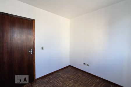 Quarto 1 de apartamento para alugar com 2 quartos, 51m² em Rebouças, Curitiba