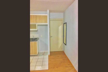 Sala  de apartamento para alugar com 2 quartos, 60m² em Humaitá, Porto Alegre