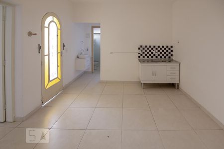 Sala e Cozinha de casa para alugar com 2 quartos, 70m² em Vila Pompéia, São Paulo