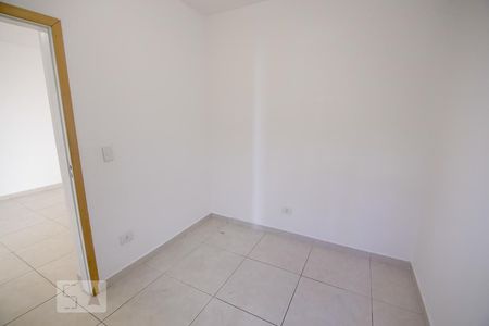 Quarto 2 de casa para alugar com 2 quartos, 70m² em Vila Pompéia, São Paulo