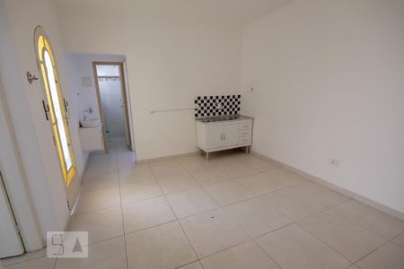 Sala e Cozinha de casa para alugar com 2 quartos, 70m² em Vila Pompéia, São Paulo