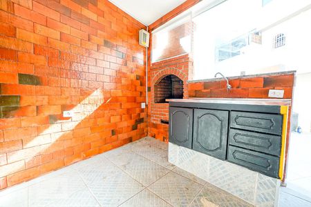 Cozinha de casa para alugar com 1 quarto, 50m² em Vila Gustavo, São Paulo