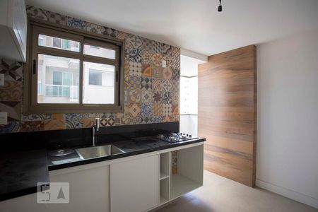 Cozinha de apartamento para alugar com 3 quartos, 93m² em Santa Rosa, Niterói