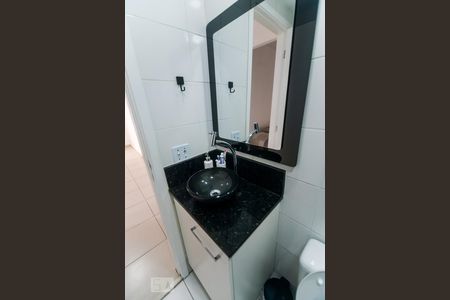 Banheiro de apartamento para alugar com 1 quarto, 36m² em Vila Prudente, São Paulo
