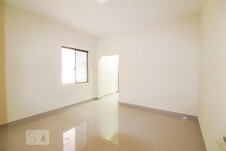 Suite 1 de casa para alugar com 5 quartos, 270m² em Setor Coimbra, Goiânia