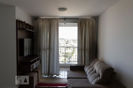 Sala de apartamento para alugar com 3 quartos, 70m² em Jardim Guanabara, Belo Horizonte