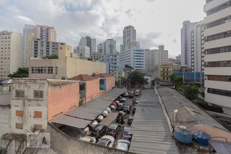 Vista varanda de apartamento à venda com 2 quartos, 54m² em Liberdade, São Paulo