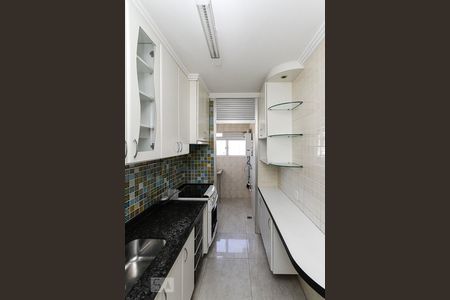 Cozinha de apartamento à venda com 2 quartos, 57m² em Chácara Califórnia, São Paulo