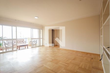 Sala de apartamento para alugar com 4 quartos, 148m² em Vila Suzana, São Paulo