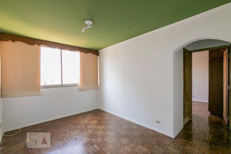 Sala de estar de apartamento à venda com 1 quarto, 44m² em Pinheiros, São Paulo