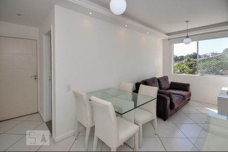 Sala de apartamento para alugar com 2 quartos, 49m² em Pechincha, Rio de Janeiro