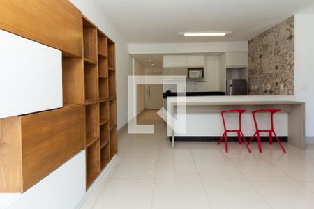 Sala/Cozinha de apartamento para alugar com 1 quarto, 68m² em Vila Nova Conceição, São Paulo