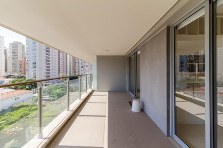 Varanda de kitnet/studio para alugar com 1 quarto, 68m² em Vila Nova Conceição, São Paulo
