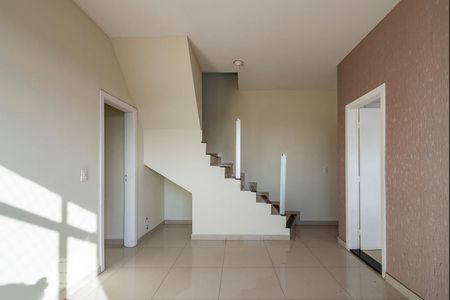 Sala de apartamento para alugar com 3 quartos, 165m² em Sagrada Família, Belo Horizonte