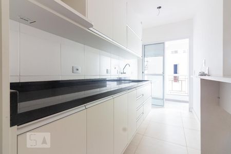 Cozinha  de apartamento à venda com 2 quartos, 60m² em Jaguaribe, Osasco