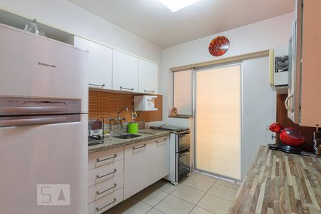 Apartamento à venda com 71m², 2 quartos e 1 vaga Apartamento à venda com 71m², 2 quartos e 1 vagaCozinha