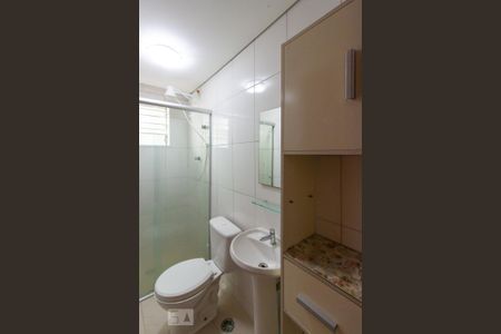 Banheiro 4 de kitnet/studio para alugar com 1 quarto, 28m² em Vila Gomes, São Paulo