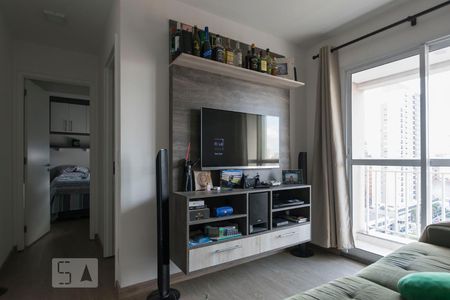 Sala (Armários) de apartamento para alugar com 2 quartos, 46m² em Liberdade, São Paulo