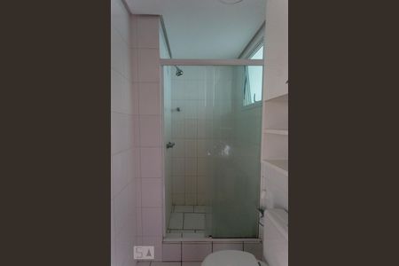 Banheiro de apartamento para alugar com 1 quarto, 40m² em Bela Vista, Porto Alegre